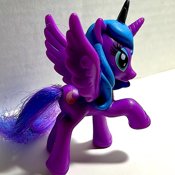 Hasbro & Crayola Toys My Little Pony Three Inch Rare